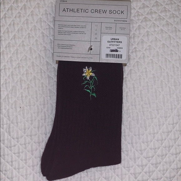 Urban Outfitters Accessories - Urban Outfitters Midcalf Socks